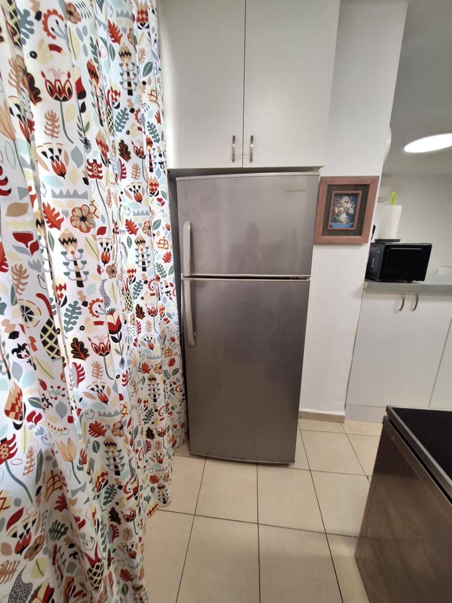 Amazing Apartment For 3 Guests Steps From The Beach Netanya Luaran gambar